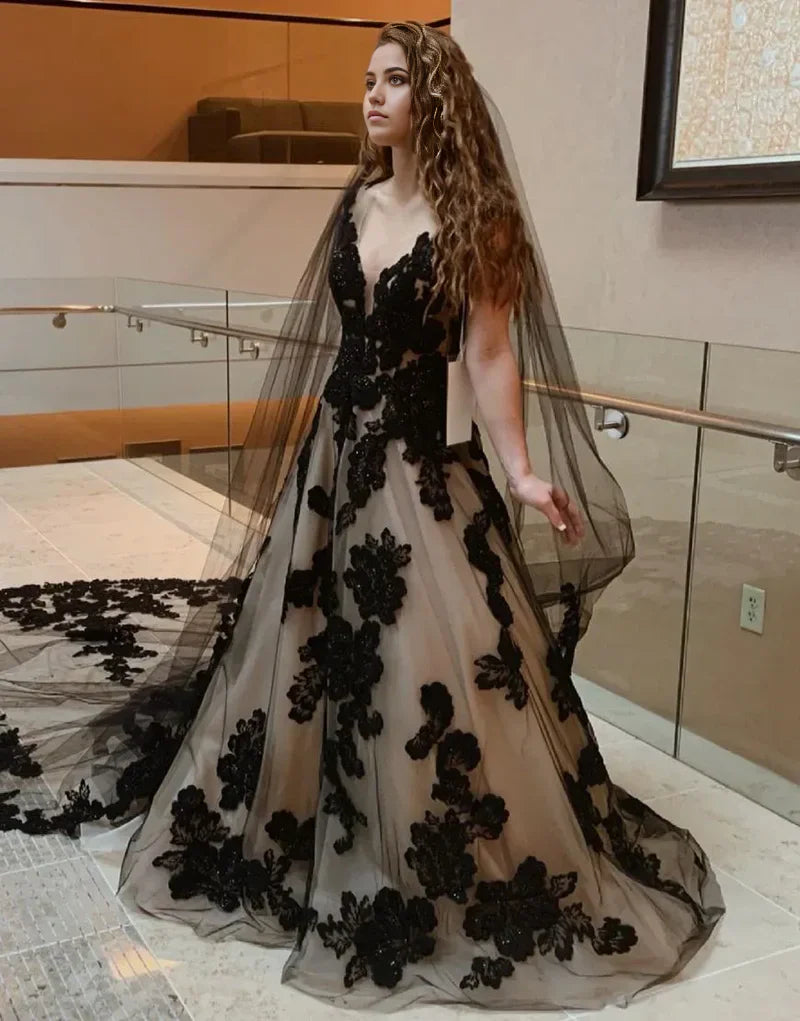 Vestido de novia de corte A con escote en V y espalda abierta